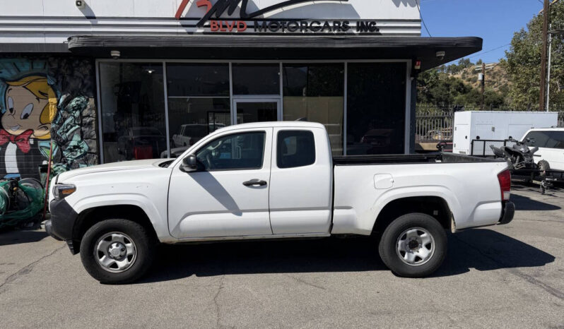 								Toyota Tacoma 2017 full									