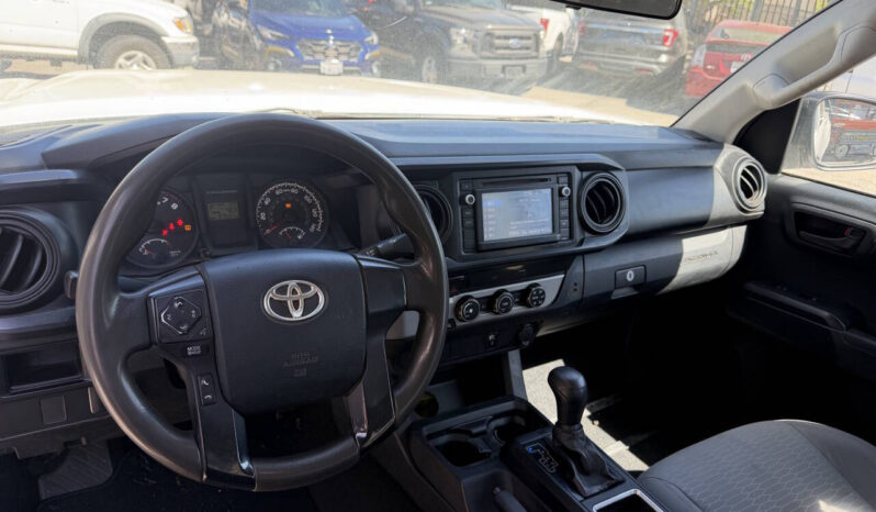 								Toyota Tacoma 2017 full									