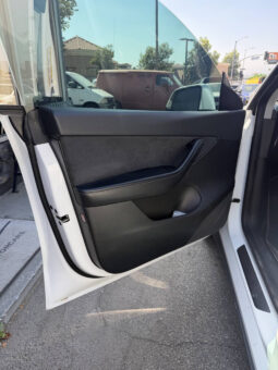 										Tesla Model Y 2022 full									