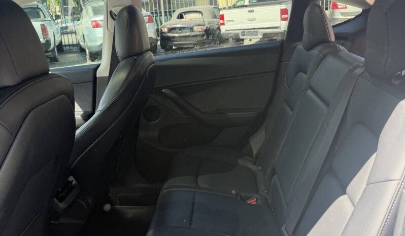 								Tesla Model Y 2022 full									