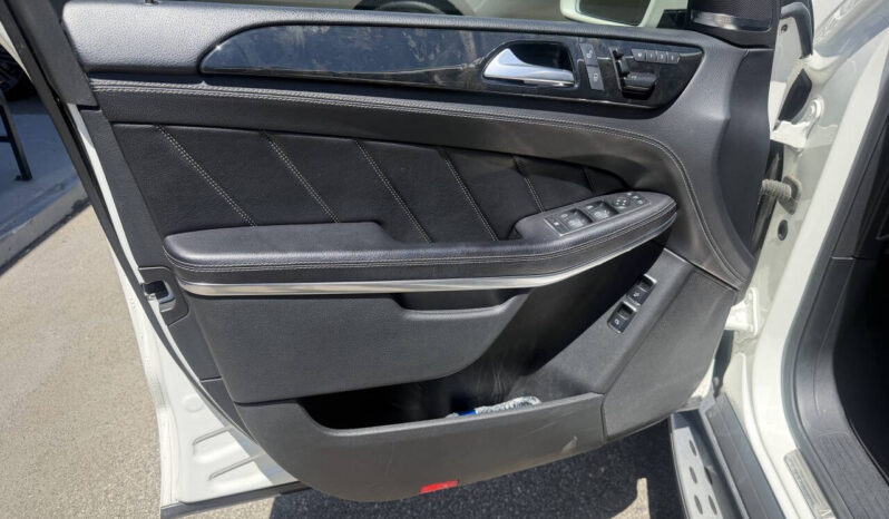 								Mercedes-Benz GL-Class 2014 full									