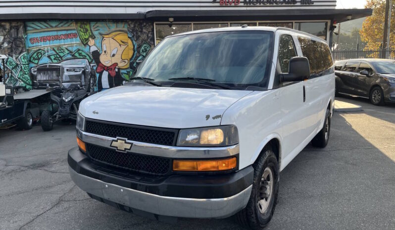 								Chevrolet Express 2011 full									
