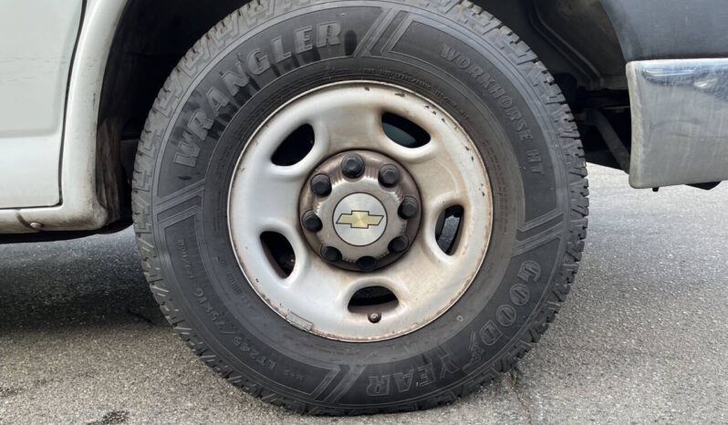 								Chevrolet Express 2011 full									