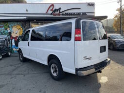 										Chevrolet Express 2011 full									