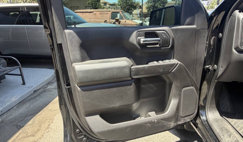 								Chevrolet Silverado 1500 2019 full									
